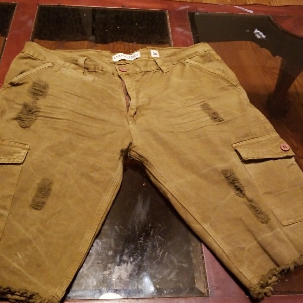 Evolution Cargo Shorts